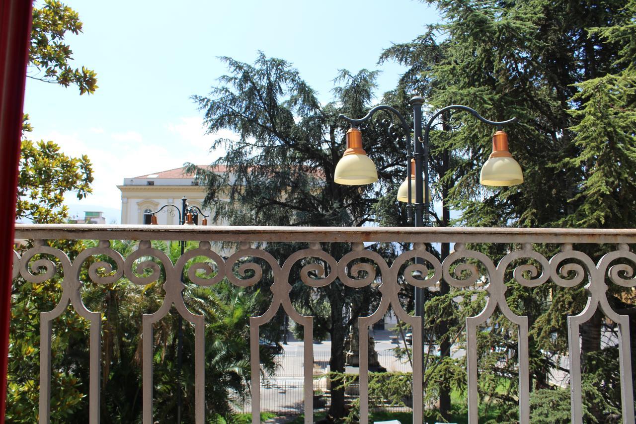 Hotel Il Santuario - Pompei Pompeji Kültér fotó