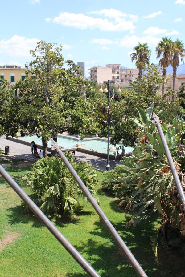 Hotel Il Santuario - Pompei Pompeji Kültér fotó